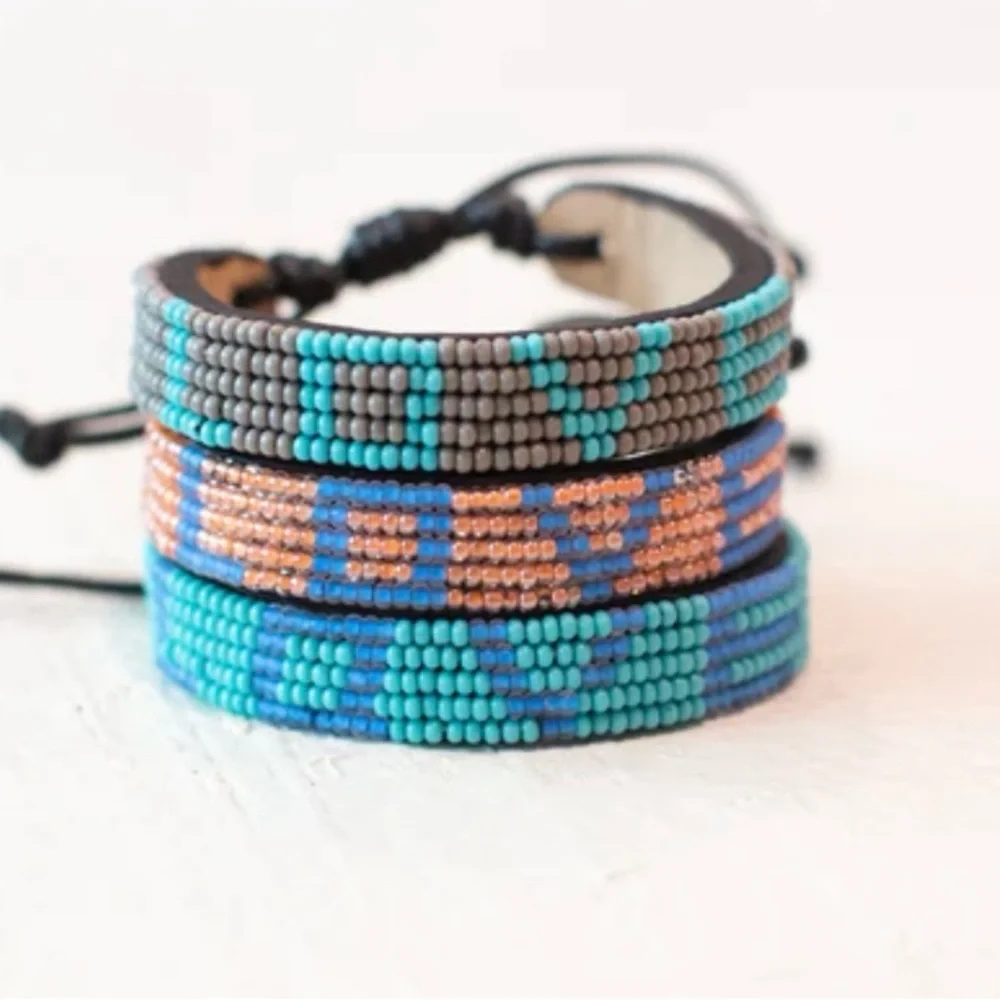 🩶🩵 NWT LOVE Bracelet • Gray/Turquoise UBUNTU Life Handwoven/Beaded • Adjustable - Picture 3 of 10